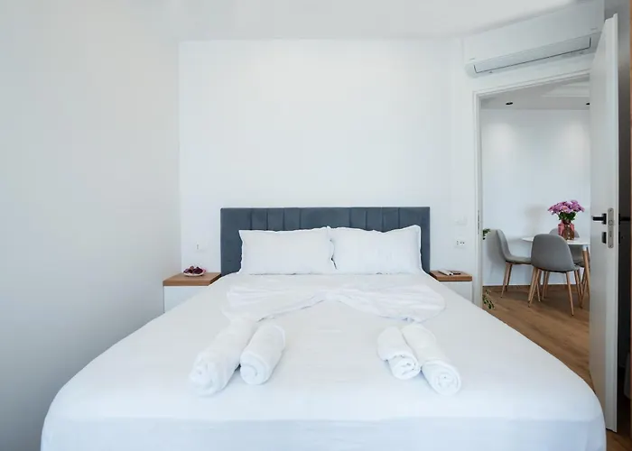 The Blue Pearl Апартаменты *