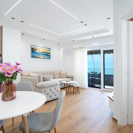 The Blue Pearl * Durrës