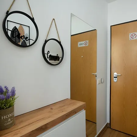 The Blue Pearl Apartment *